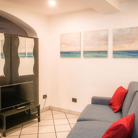 Free Parking - Appartamento In Centro Storico A Genova Kültér fotó